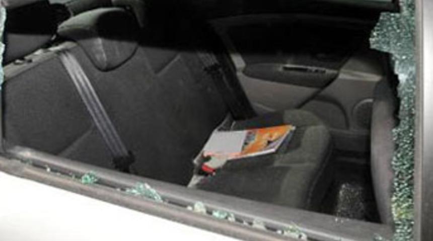 AK Parti vekil adaylarına saldırı