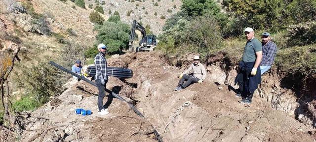 Bayburt’ta içme suyu sorununa köylülerden imece usulü çözüm 5