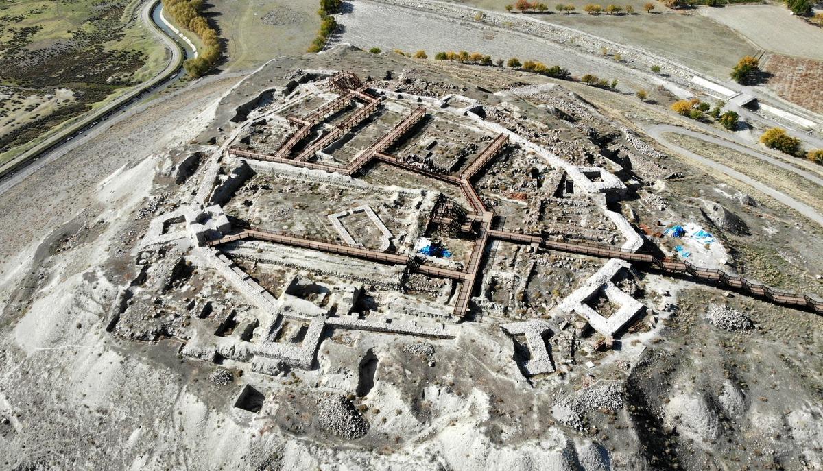 Türkiye nin en gizemli destinasyonları! Bereketin kapıları o topraklarda açılmış 1