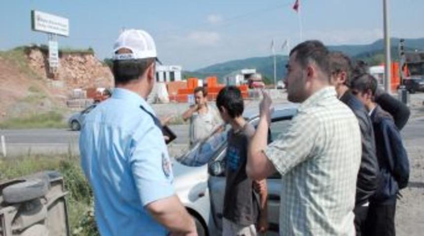 Dede ve torunu kazada yaralandı