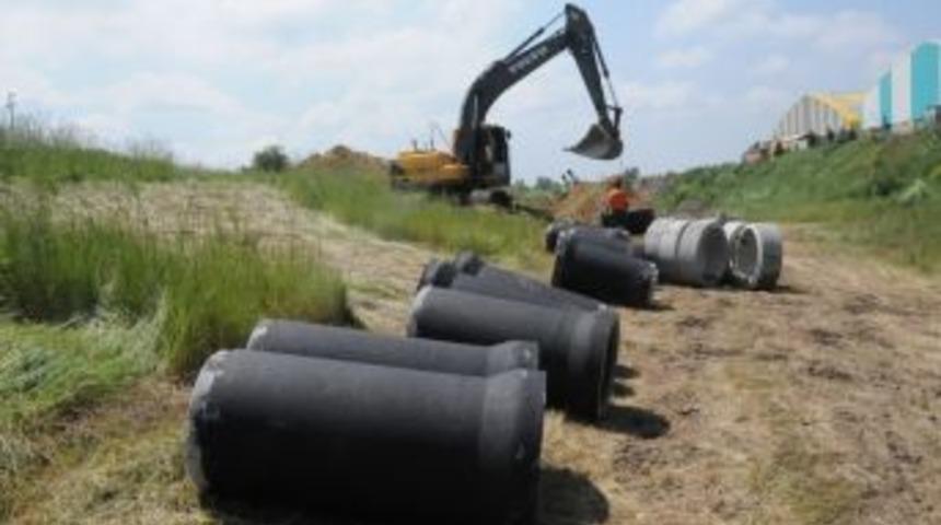 &Ccedil;orlu'da 3. etap &ccedil;alışmalarla altyapı yenileniyor