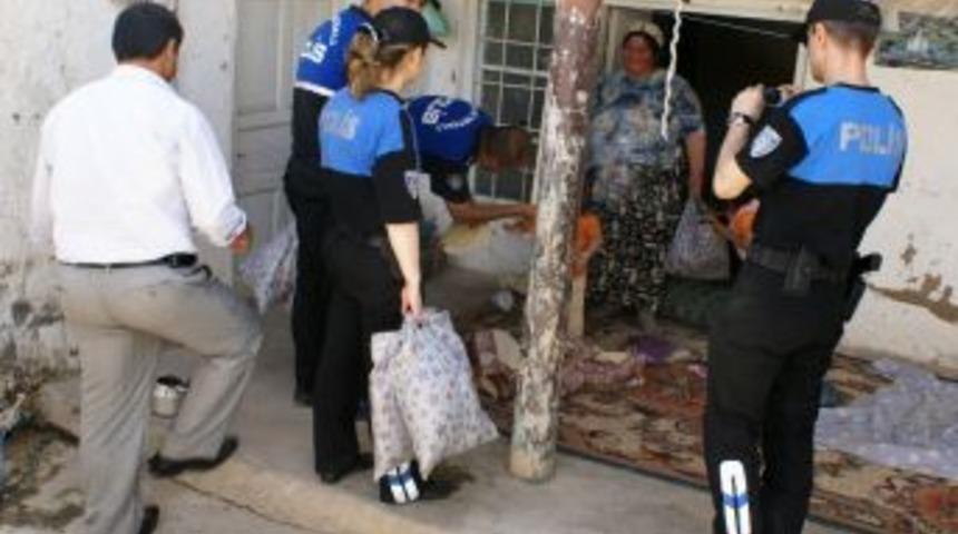 Iğdır Emniyet M&uuml;d&uuml;rl&uuml;ğ&uuml;, 300 aileye yardımda bulundu