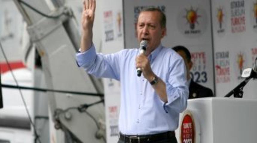 Erdoğan: Diyarbakır konuşmamızı eleştirenler şehit polisleri g&ouml;rm&uuml;yorlar