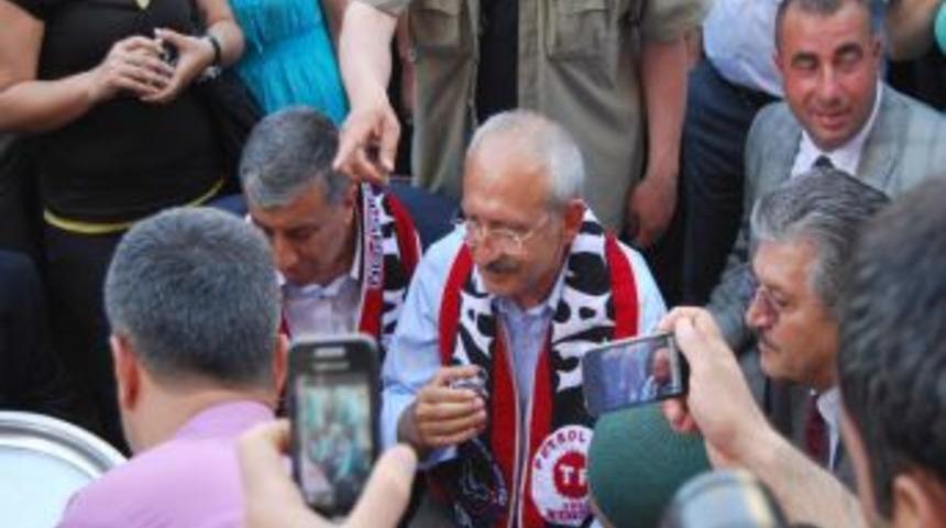 Kılı&ccedil;daroğlu: Herkesin kimliğine ve inancına saygılıyız