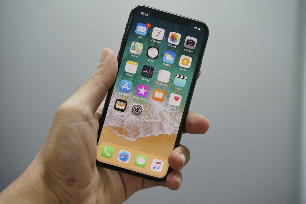 iPhone X’ten bu yana böylesi görülmedi! Apple’dan 20. yıla özel tasarım hamlesi 2