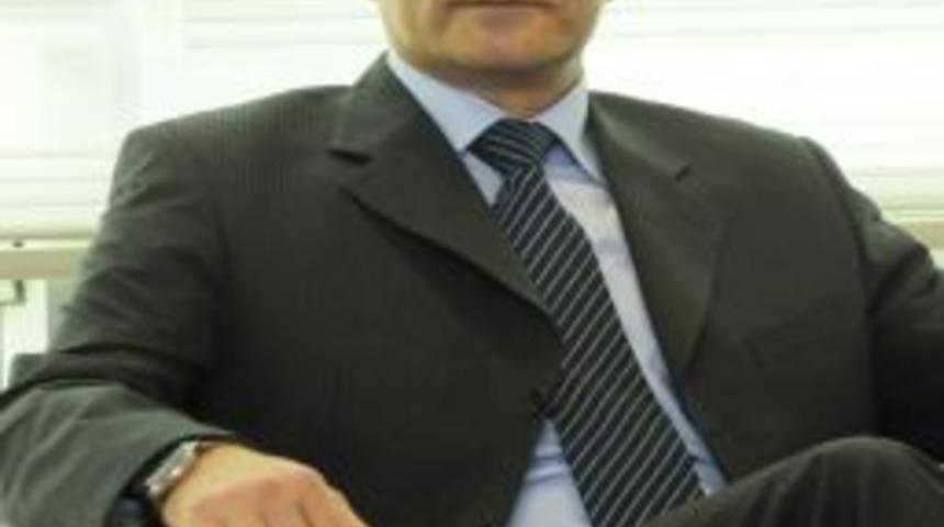 Elektrikli otomobiller i&ccedil;in Lityum batarya yolda