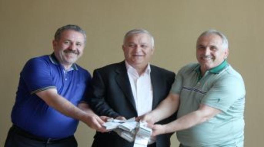 Hendek Belediye Başkanı İnci'den, Sakaryaspor&rsquo;a destek