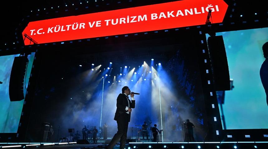 &Ccedil;anakkale K&uuml;lt&uuml;r Yolu Festivali sona erdi