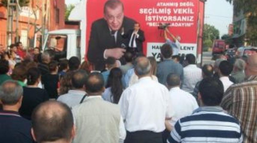 Yardımcı Akkapı'da miting d&uuml;zenledi