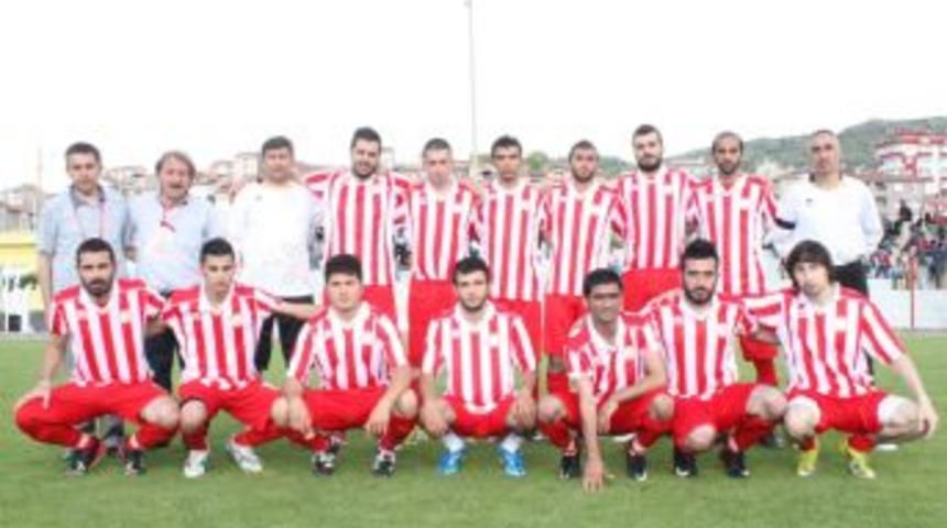 &Uuml;niversite 1. Amat&ouml;r&rsquo;e y&uuml;kseldi