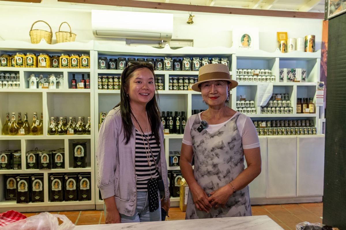 Çinli turistlerin Çanakkale’deki yeni gözdesi sıvı altın oldu! 1