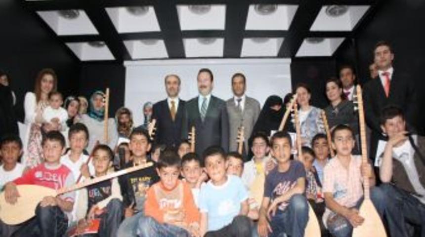 &Ccedil;ODEM&rsquo;e kayıtlı &ccedil;ocukların anneleri sertifikalarını aldı