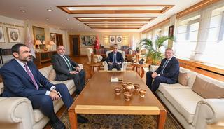 Bakan Ersoy ile Prof. Dr. Erhan Afyoncu&rsquo;dan tarih ve k&uuml;lt&uuml;r buluşması