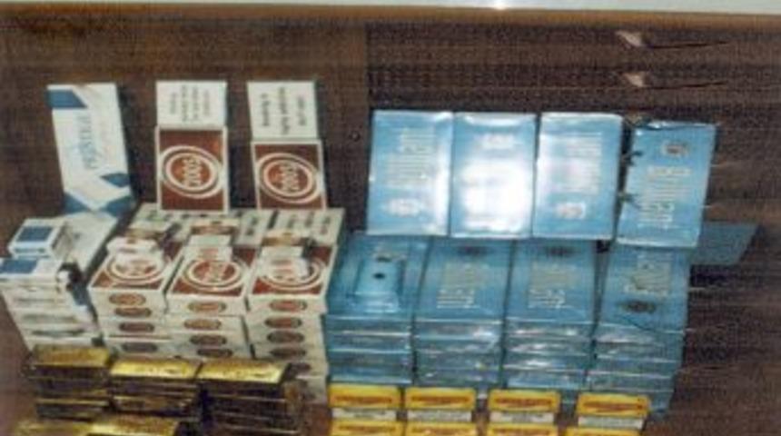 Manavgat'ta polis 664 paket ka&ccedil;ak sigara ele ge&ccedil;irdi