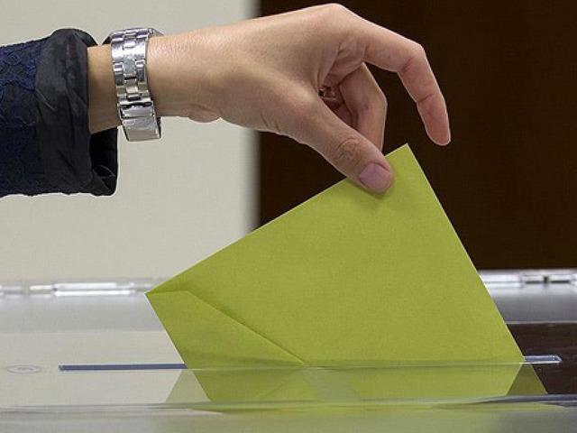 Anketler peş peşe geldi: En yakın rakibini ikiye katladı