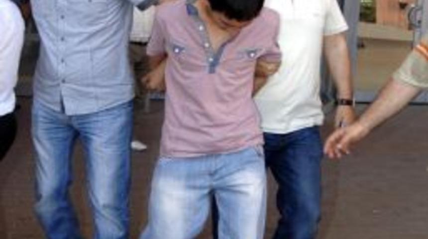 Bağımsız adayın b&uuml;rosundaki molotoflarla ilgili 1 kişi g&ouml;zaltına alındı