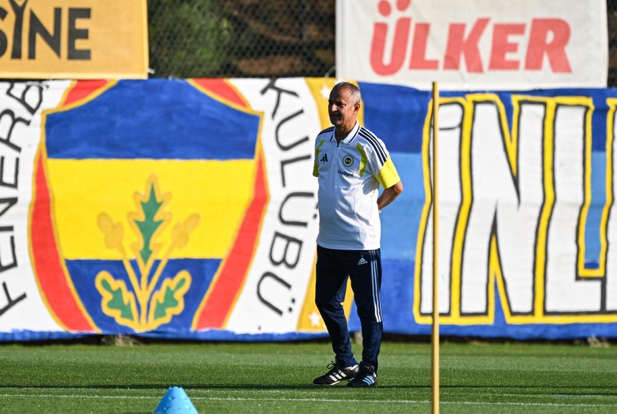 Fenerbahçe de İsmail Kartal dan Roma maçında radikal değişiklik! Neşteri vurdu 1