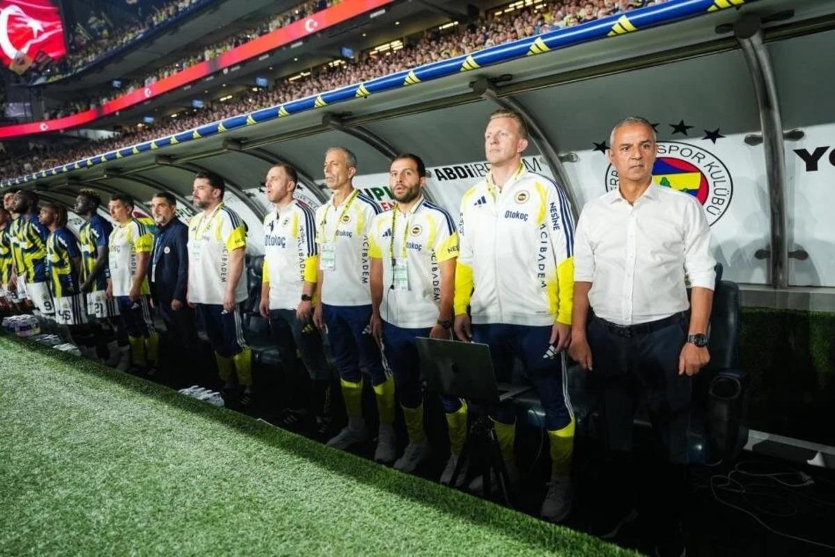 Fenerbahçe de İsmail Kartal dan Roma maçında radikal değişiklik! Neşteri vurdu 6