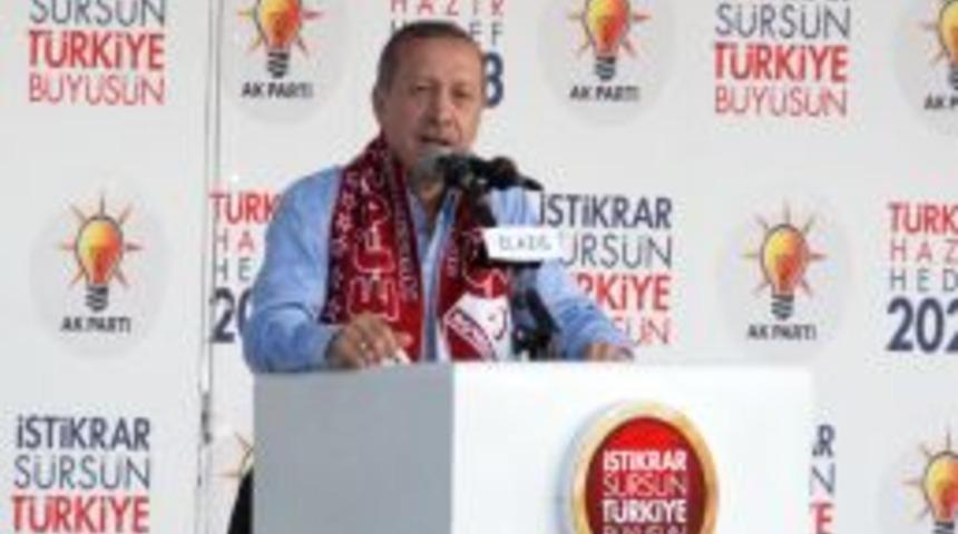 Başbakan Erdoğan: Uluslararası çetelerin kapısına gidip oy dilenmedik