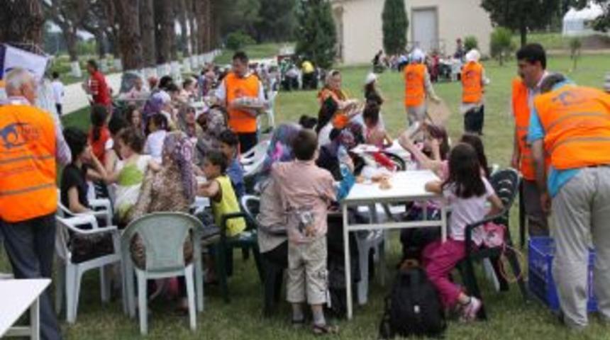 Kimse Yok Mu Derneği, Kardeş Aile Pikniği'nin &uuml;&ccedil;&uuml;nc&uuml;s&uuml;n&uuml; ger&ccedil;ekleştirdi