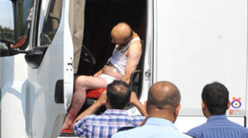 &Ouml;l&uuml;m, direksiyon başında yakaladı