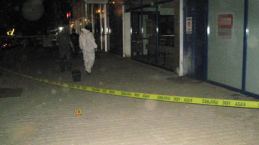 Alışveriş merkezine ses bombası