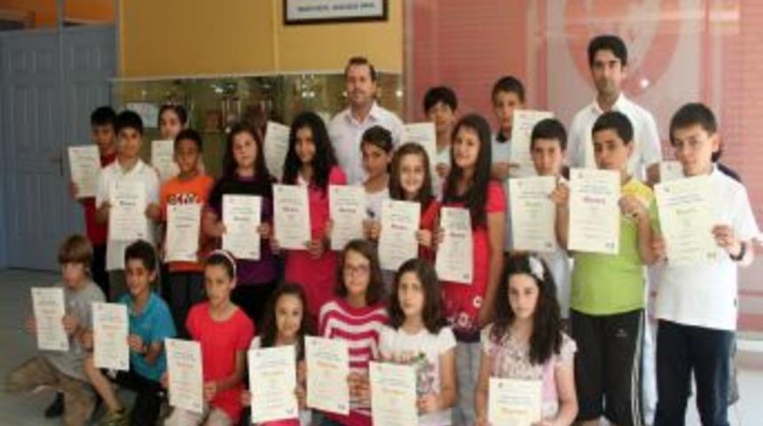 Nil Koleji'nden, Cambridge&rsquo;in İngilizce yeterlilik sınavında b&uuml;y&uuml;k başarı