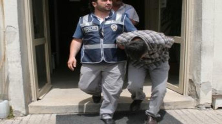 &Ccedil;antalardan hırsızlık yapan zanlı yakalandı