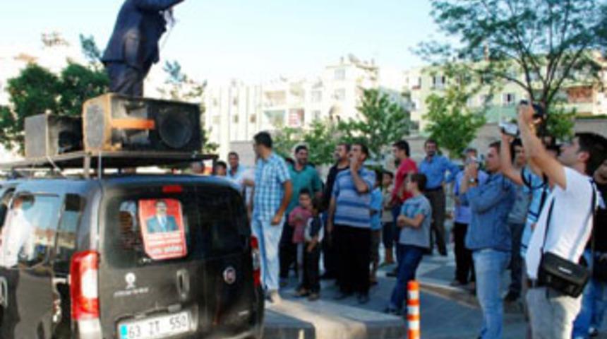 Bağımsız adaydan 10 kişilik miting