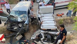 Sinop'ta trafik kazası: 1 &ouml;l&uuml;, 5 yaralı