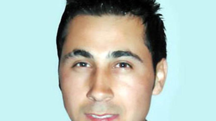 Minib&uuml;s şof&ouml;r&uuml;n&uuml;n boğazını kesti