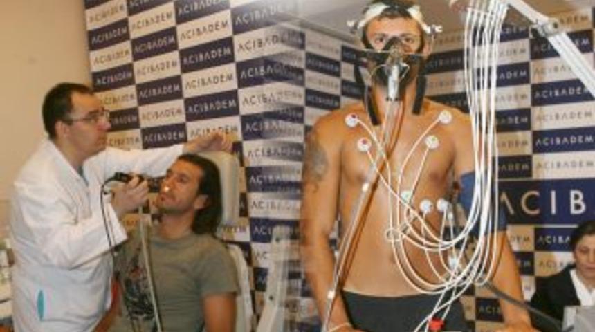 Beşiktaşlı futbolcular, sağlık kontrol&uuml;nden ge&ccedil;ti