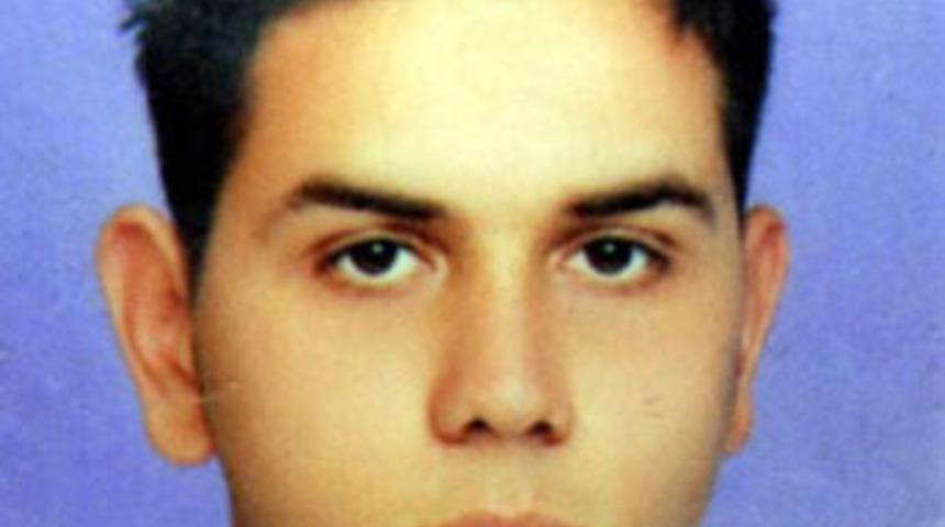 Kendisini bı&ccedil;aklayanı vurdu