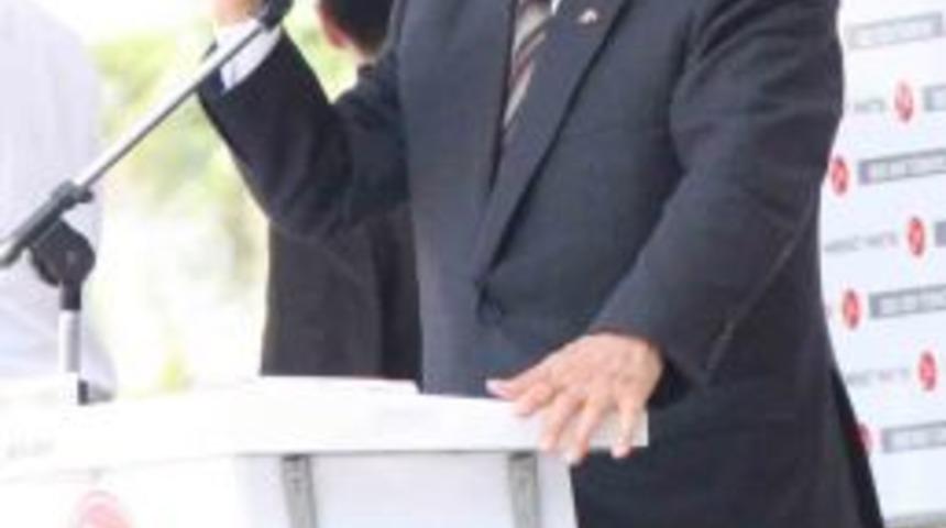 Bah&ccedil;eli'den Başbakan'a: Yeni anayasayı se&ccedil;ime kadar a&ccedil;ıkla