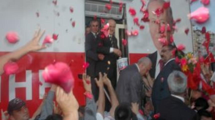 Bah&ccedil;eli Adana'da