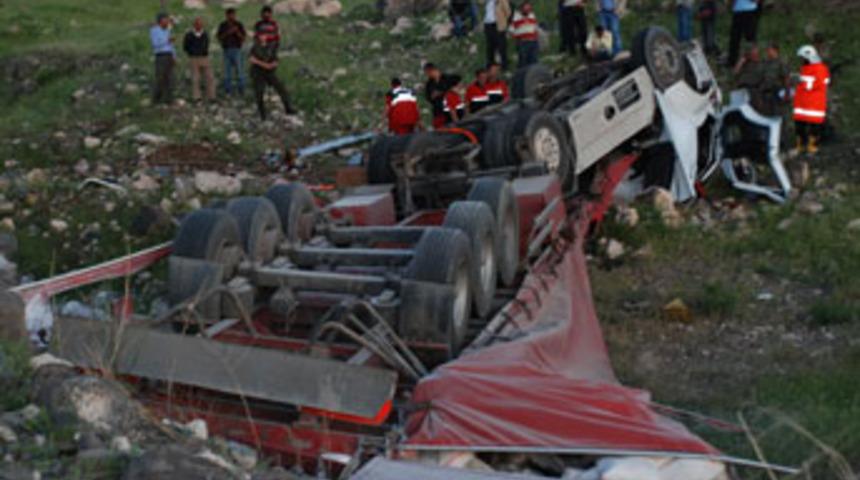 Iğdır'da trafik kazası: 1 ölü, 1 yaralı