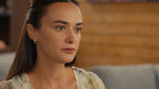 Hande Soral'ın transparan pantolonu hiç beğenilmedi! Belden aşağısı olay oldu