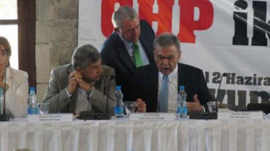 İzmir'de se&ccedil;im &ouml;ncesi &ccedil;atlak