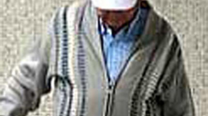 K&ouml;m&uuml;r taşıtma bahanesiyle taciz