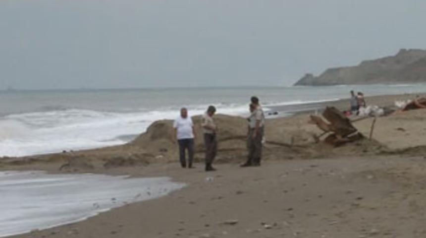 Deniz 3 arkadaşı yuttu