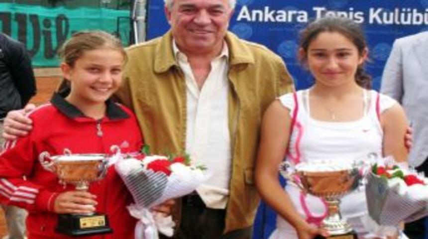 Bursalı tenisçi, milli takıma seçildi