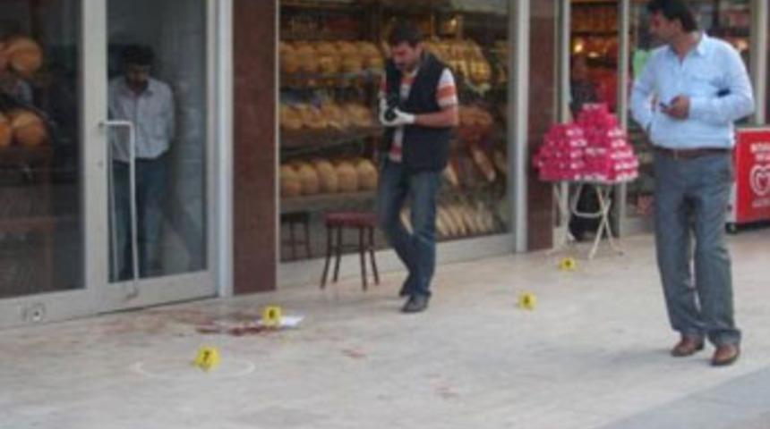 AK Partili y&ouml;neticilere silahlı saldırı