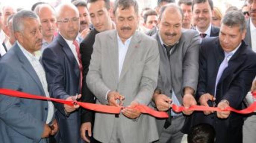 Eroğlu: T&uuml;rkiye&rsquo;nin en muhteşem Canlı Hayvan Borsası Afyon'a yapılacak