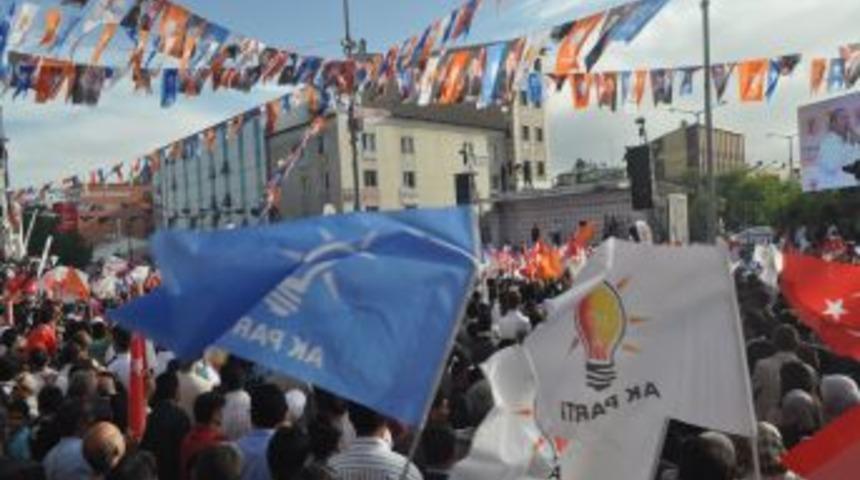 Başbakan Erdoğan Ağrı Mitingi'nde Ağrılıların g&ouml;nl&uuml;n&uuml; fetetti