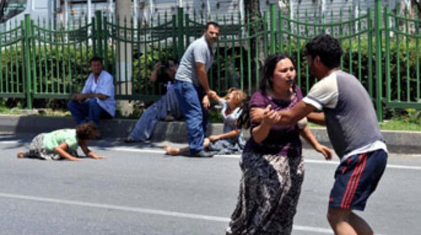 &Ccedil;ocukları yanarken, b&ouml;yle &ccedil;ırpındılar