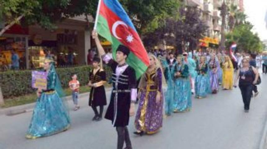 Denizli 11. Uluslararası Halk Dansları Festivali başladı