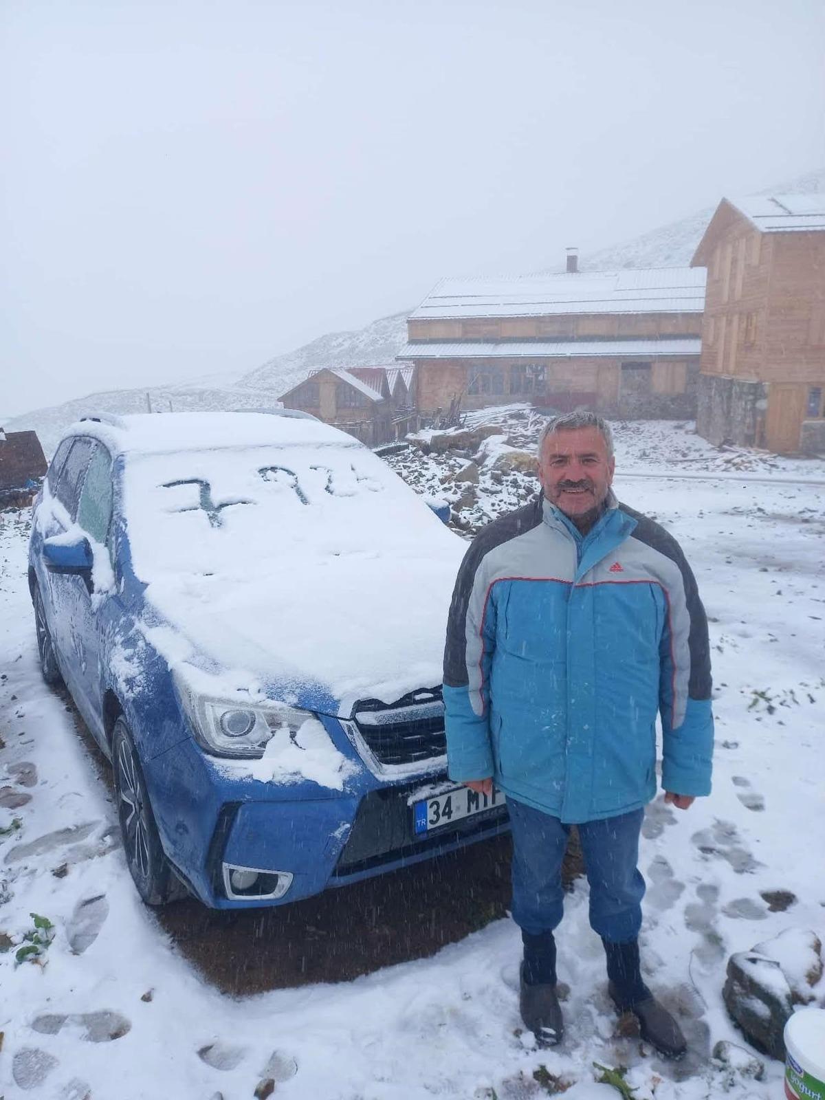 Eylül ayında kış sürprizi! Bir şehirde kar bir şehirde buz: Termometre -5 i gördü 2