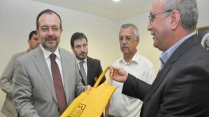 Diyanet İşleri Başkanı&rsquo;ndan Merinos AKKM&rsquo;ye &lsquo;g&uuml;zel&rsquo; yorumu