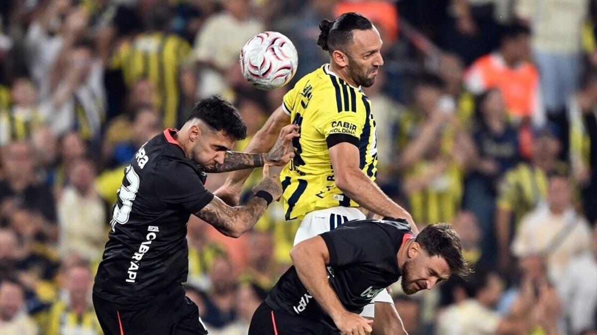 BEŞİKTAŞ DERBİDE BAMBAŞKA! 2