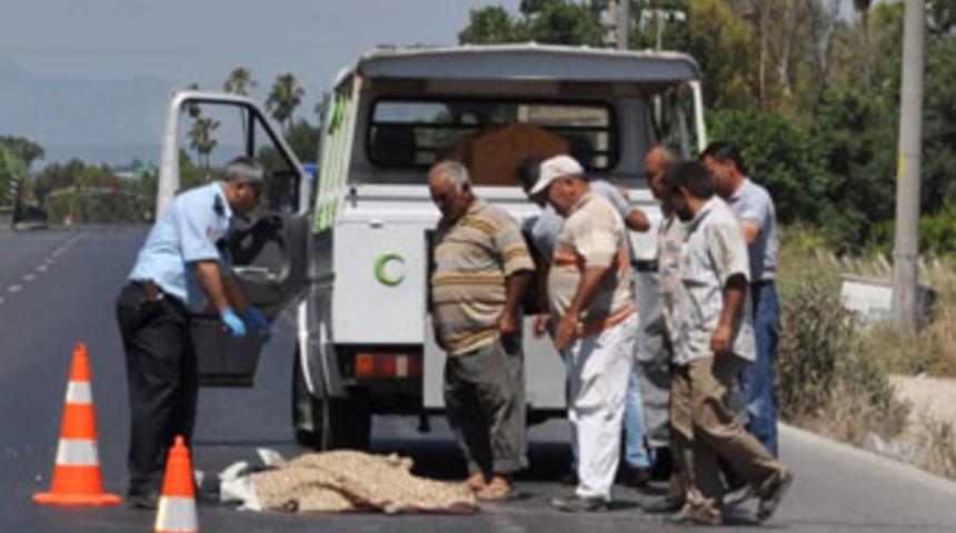 Otomobil motosiklete çarptı: 1 ölü